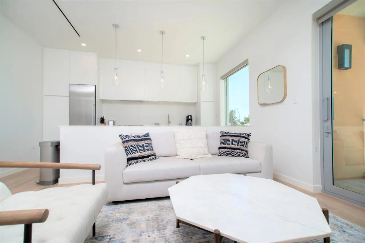 Villa Cayman Luxury Rentals At One Canal Point George Town