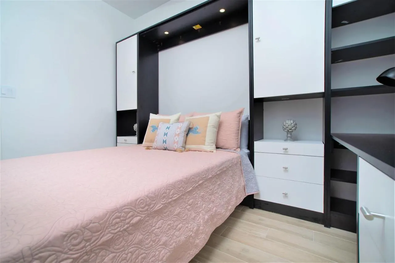Cayman Luxury Rentals At One Canal Point George Town Caymanöarna
