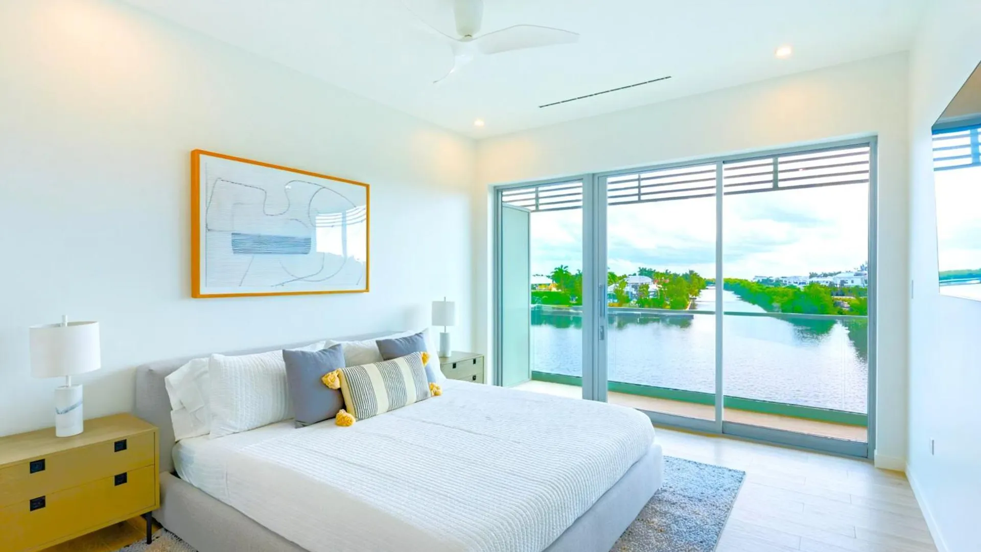 Cayman Luxury Rentals At One Canal Point George Town 0*,  Caymanöarna